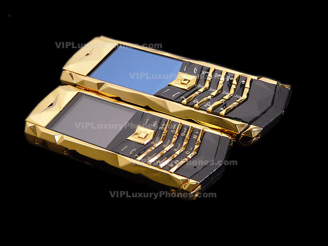 The GOLD VERTU Boucheron and it's step brother
