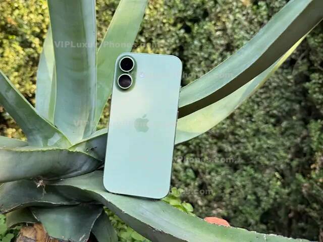 iPhone 17 Replica