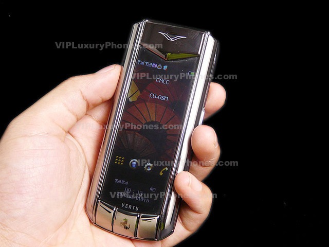 VERTU Racetrack Legends mobile phone 2013 online