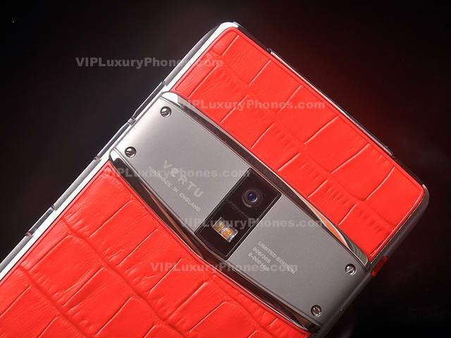 Vertu Constellation X Top Model